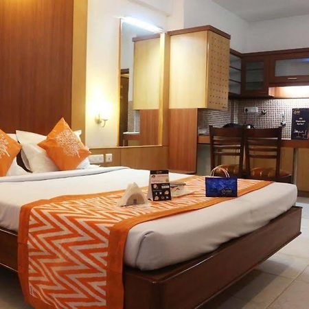 Oyo Premium Ocean Hotel Puri Esterno foto